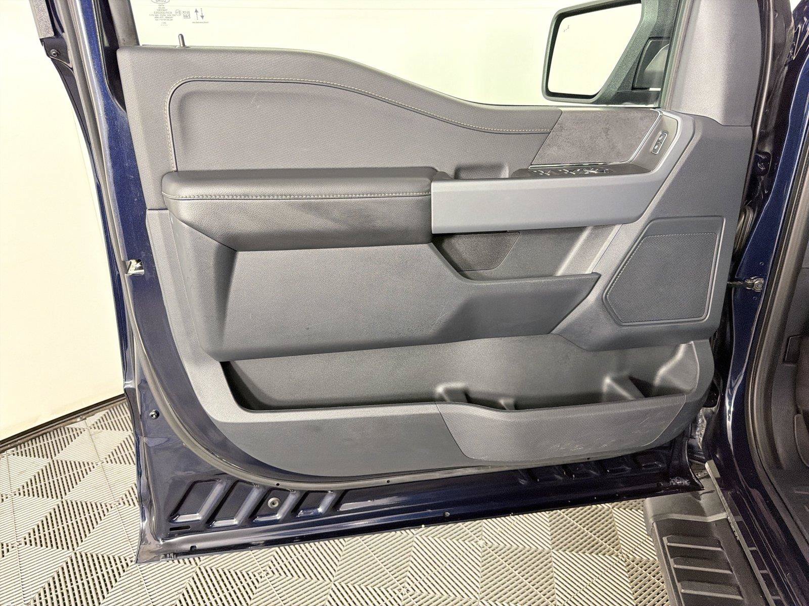 Used 2025 Ford F150 XLT w/ Equipment Group 301A Standard AWD/4WD image 8