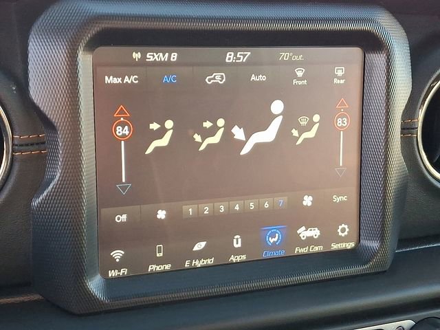 Used 2023 Jeep Wrangler Unlimited Sahara image 17