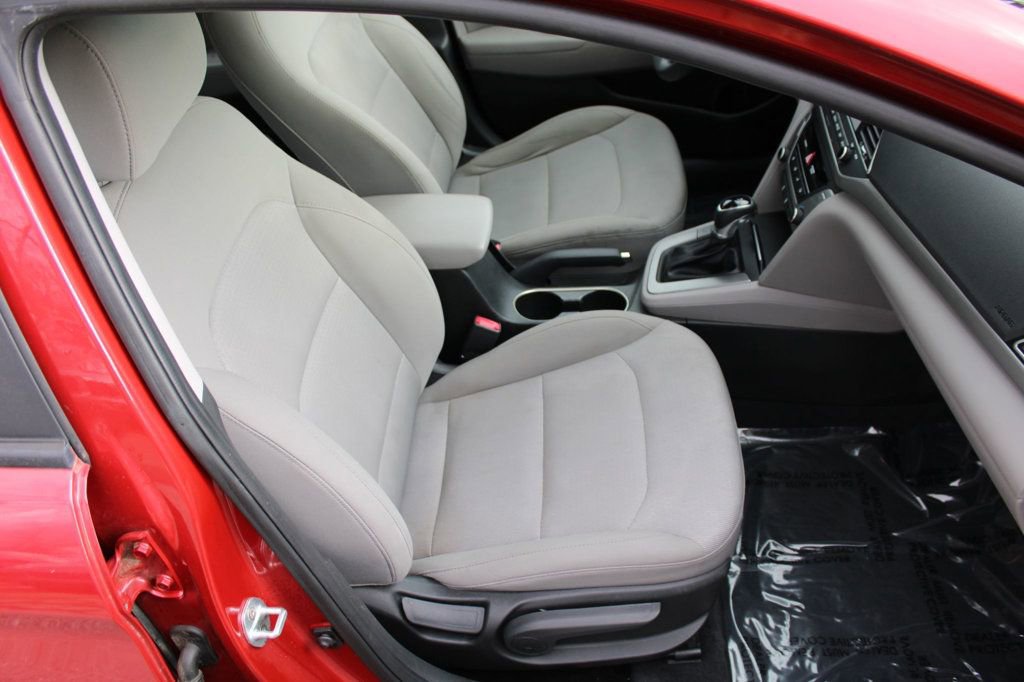 Used 2018 Hyundai Elantra SEL image 14