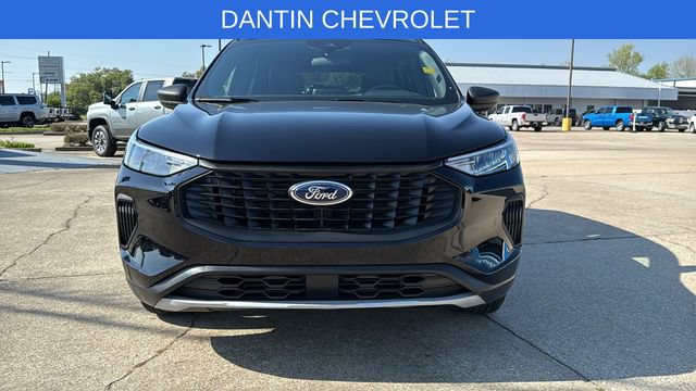 Used 2025 Ford Escape ST-Line FWD image 2