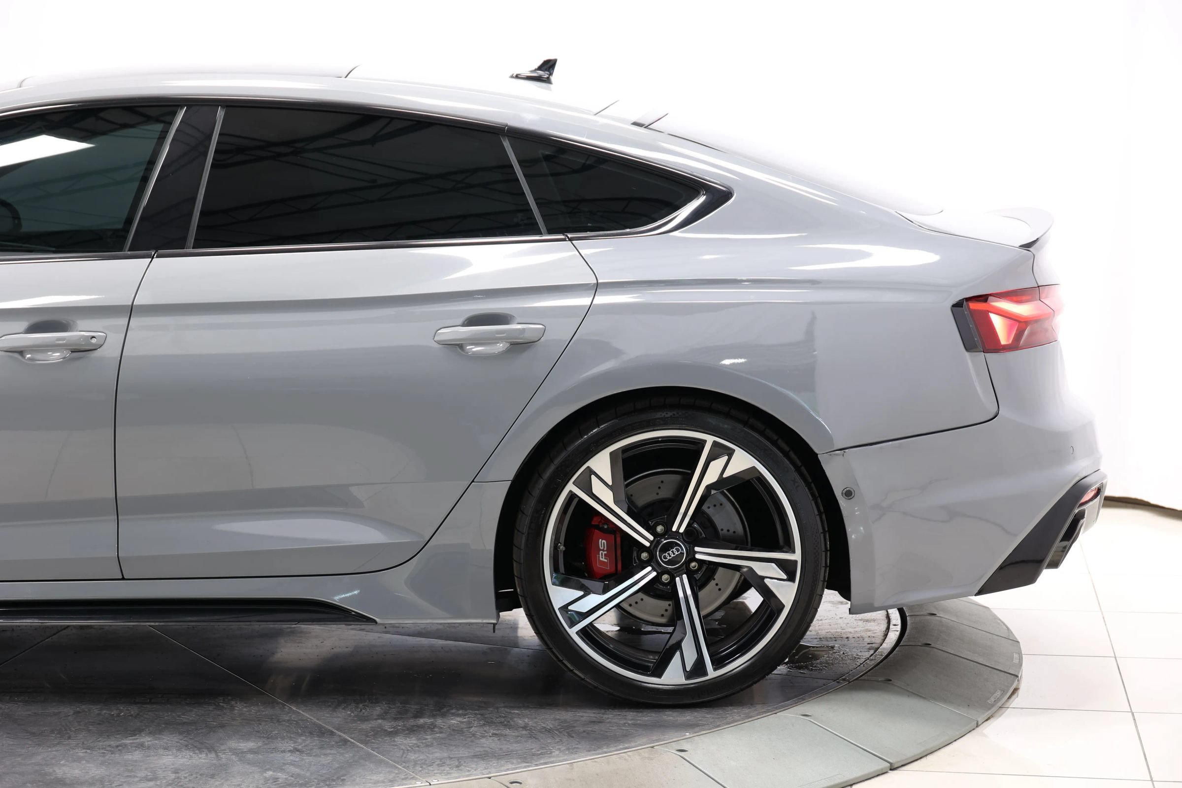 Used 2024 Audi RS 5 Sportback AWD/4WD image 9