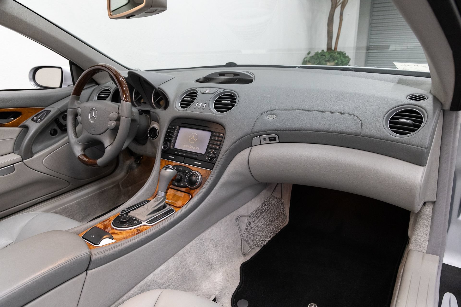 Used 2006 Mercedes-Benz SL 500 image 12
