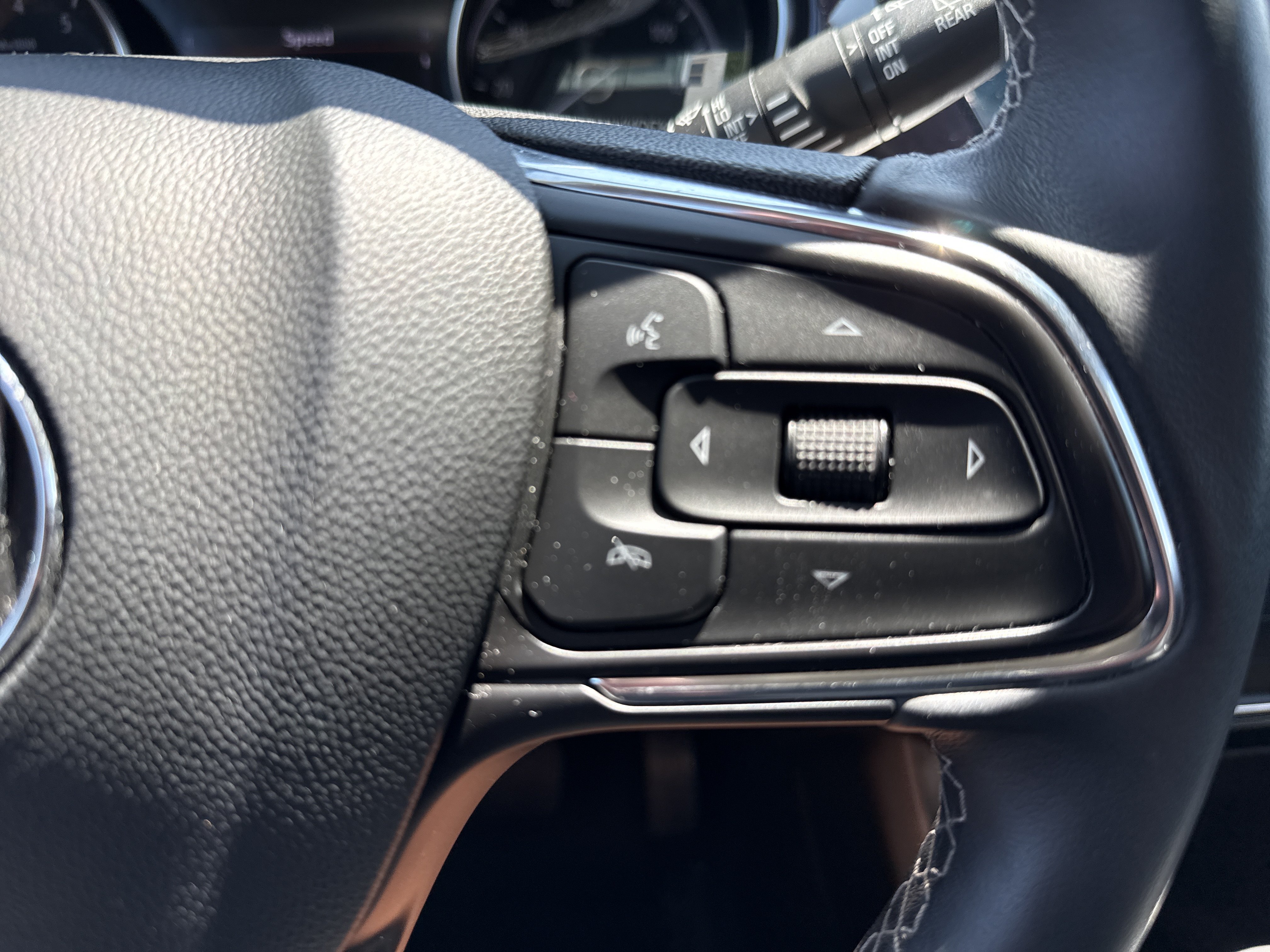 Used 2022 Buick Encore GX Preferred w/ Cold Weather Comfort Package AWD/4WD image 19