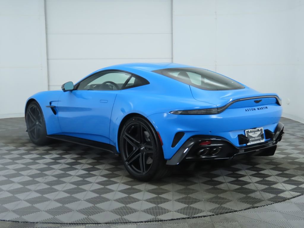 Used 2025 Aston Martin V8 Vantage Coupe image 7