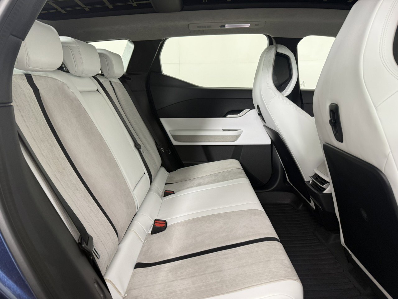 Used 2023 Fisker Ocean Extreme AWD/4WD image 14