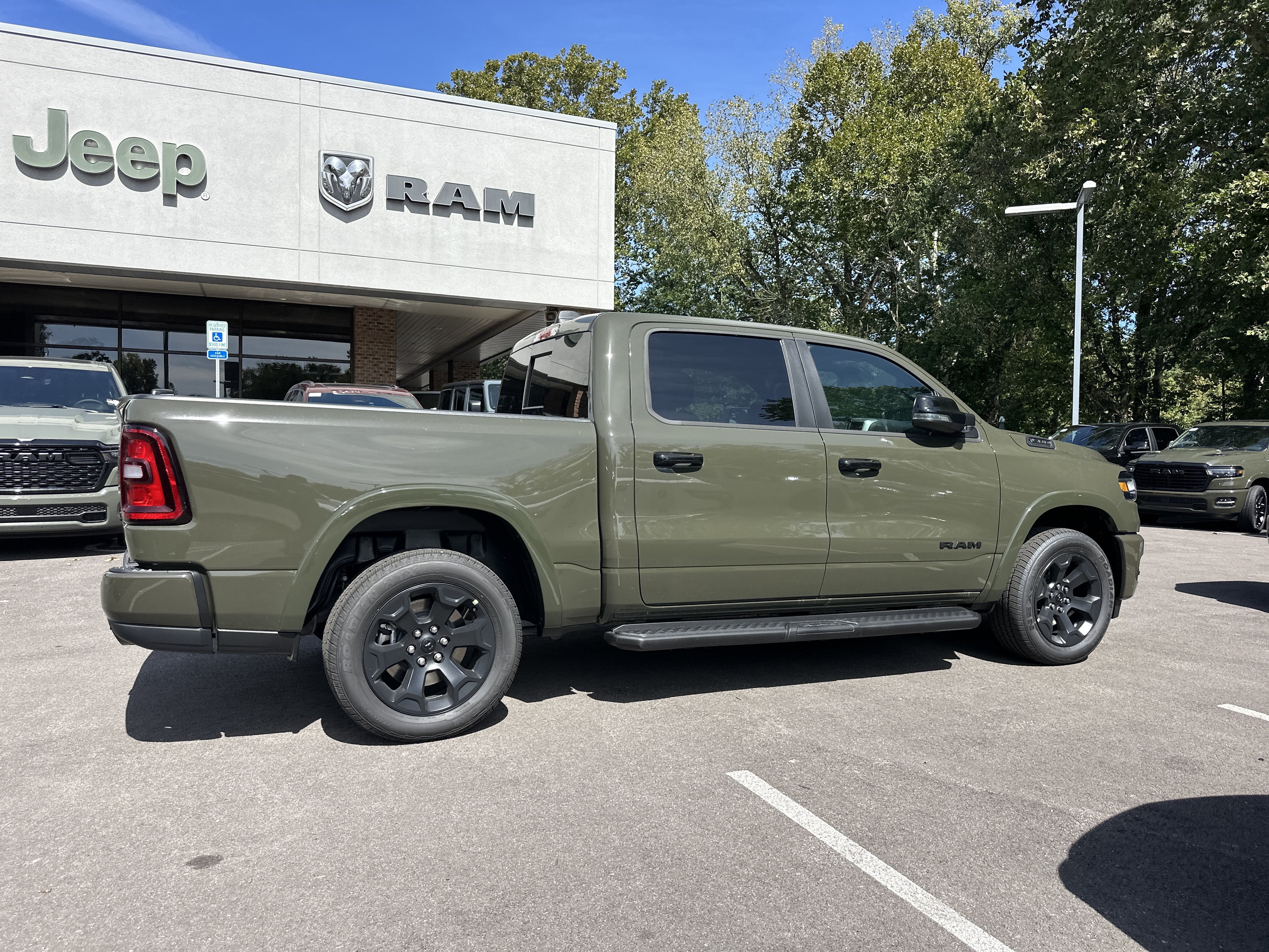 New 2027 RAM 1500 Big Horn AWD/4WD image 19