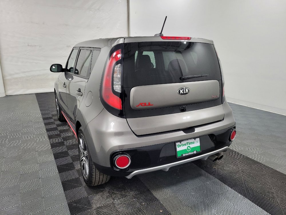 Used 2019 Kia Soul ! FWD image 5