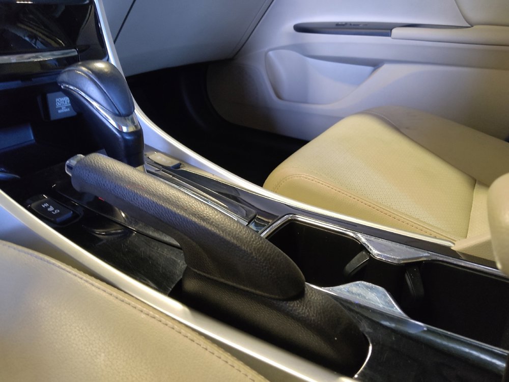 Used 2017 Honda Accord Touring image 26