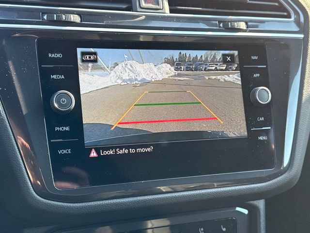 Used 2024 Volkswagen Tiguan SEL R-Line image 21