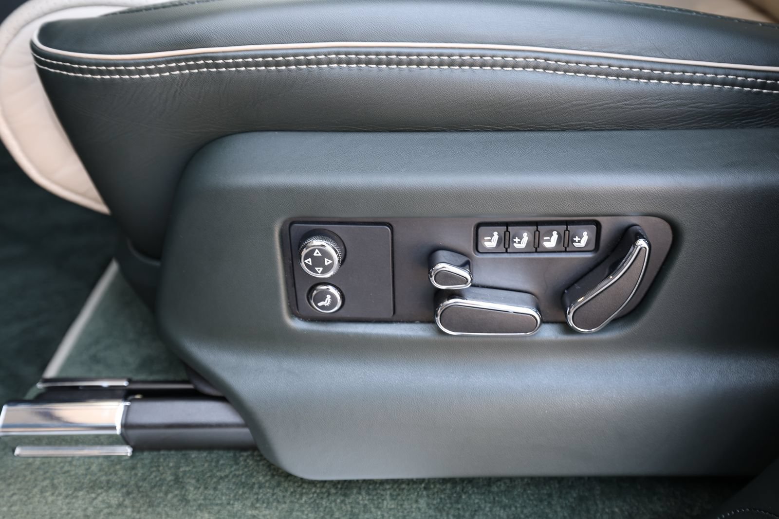 Certified 2022 Bentley Bentayga Speed AWD/4WD image 20