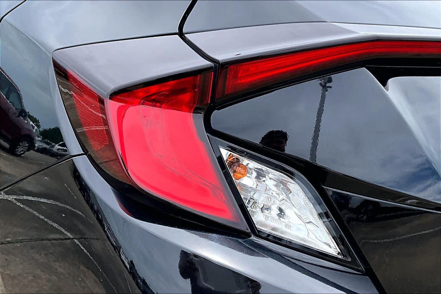 Used 2018 Honda Civic EX-L image 26