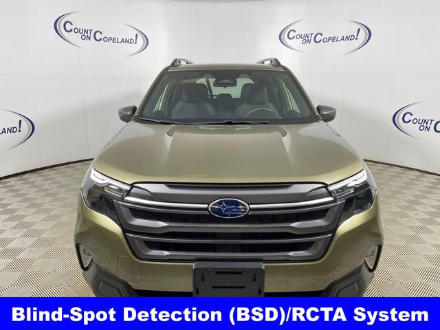 Used 2025 Subaru Forester Premium AWD/4WD image 10