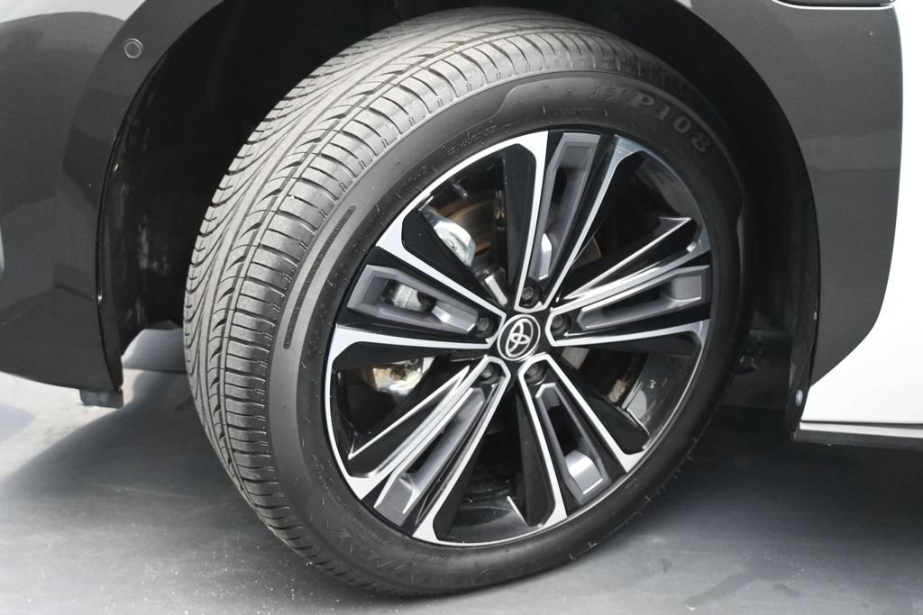 Used 2024 Toyota bZ4X AWD w/ Weather Package image 20