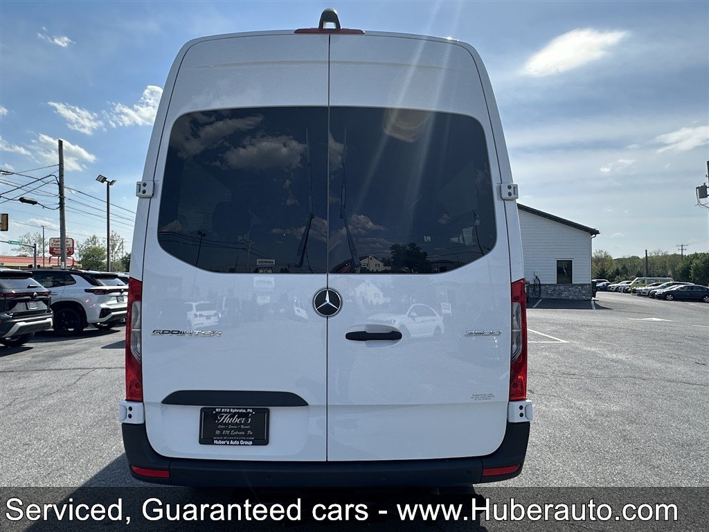 Used 2024 Mercedes-Benz Sprinter 2500 image 6