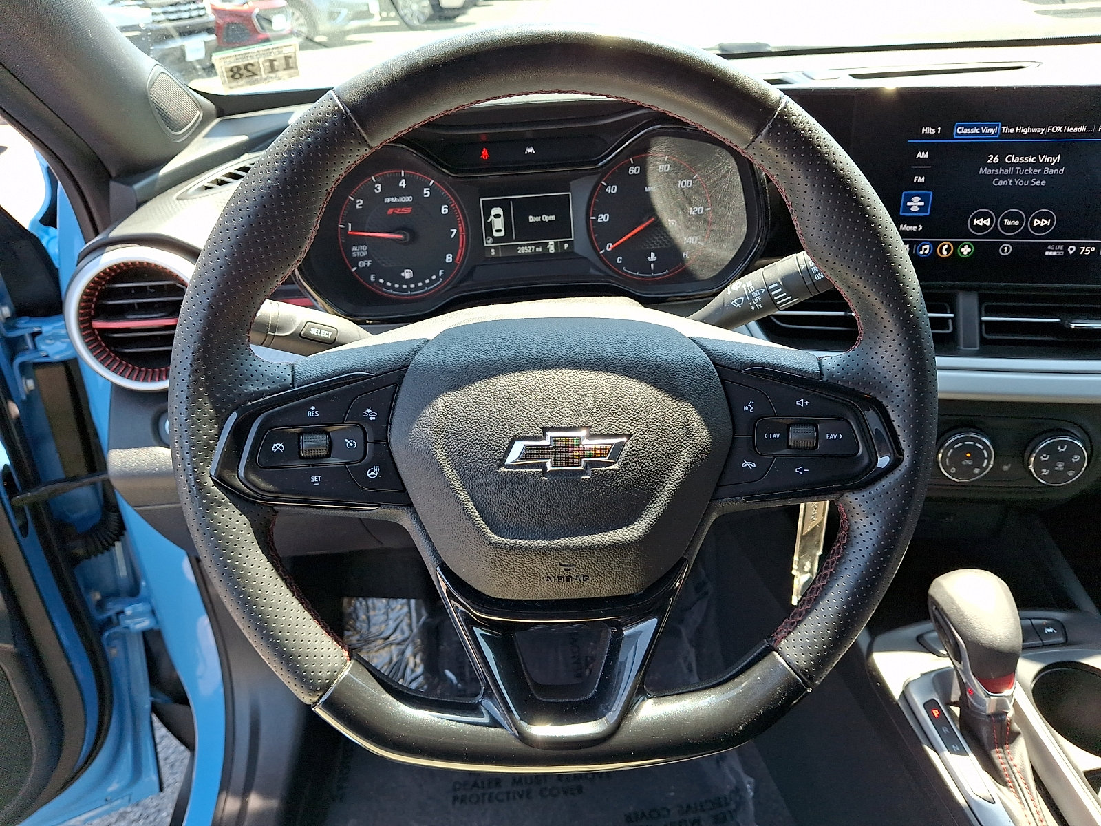 Certified 2024 Chevrolet Trax RS FWD image 19
