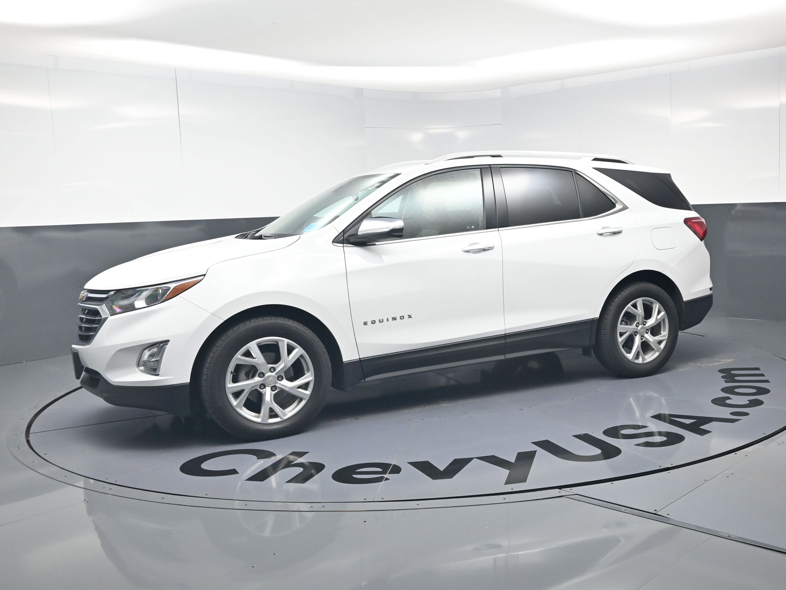 Used 2021 Chevrolet Equinox Premier FWD image 12