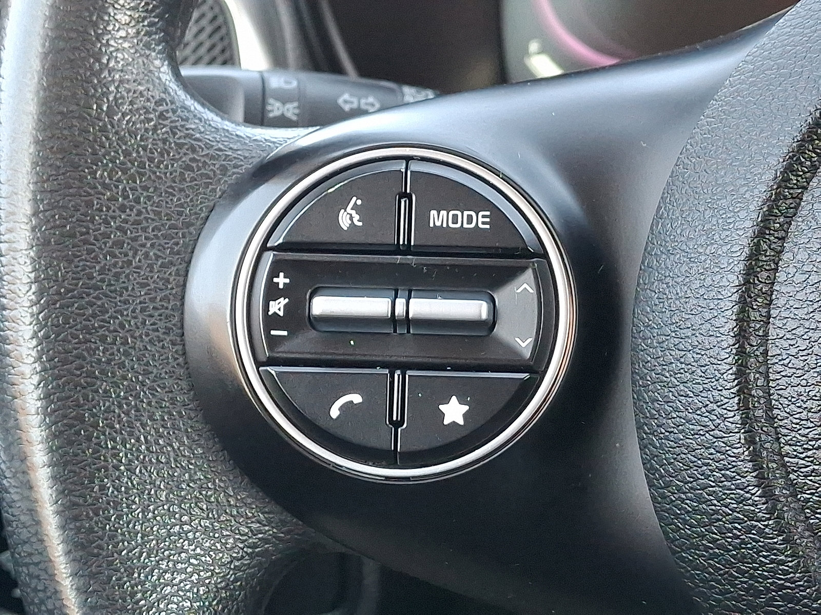 Used 2023 Kia Soul LX w/ LX Technology Package image 23
