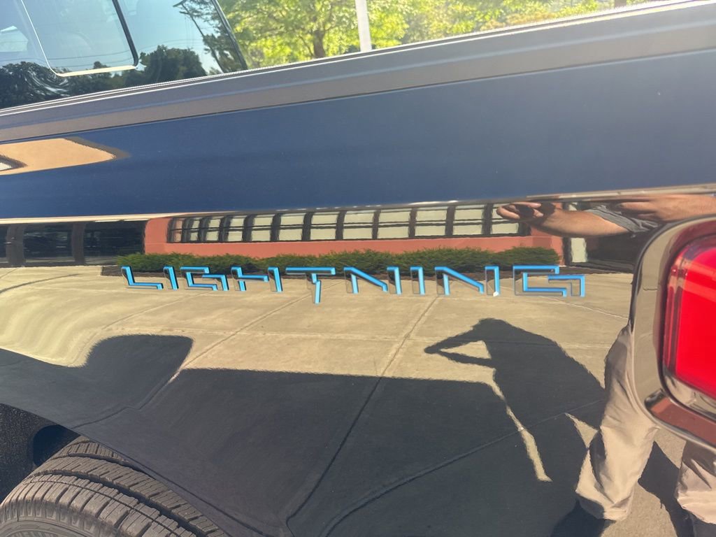 New 2025 Ford F150 Lightning Platinum image 16