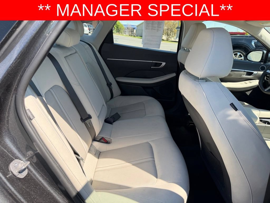 Used 2025 Hyundai Sonata SEL FWD image 36