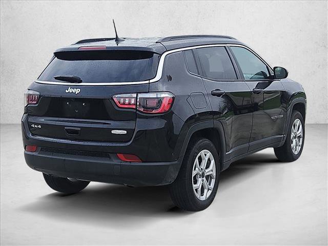 Used 2025 Jeep Compass Latitude image 5