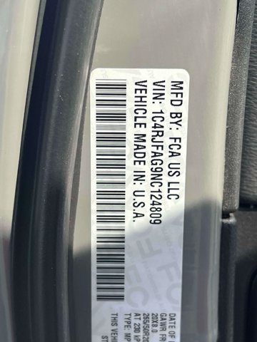 Used 2022 Jeep Grand Cherokee Laredo X AWD/4WD image 18