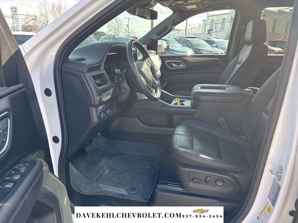 Used 2023 Chevrolet Suburban RST w/ Luxury Package image 14