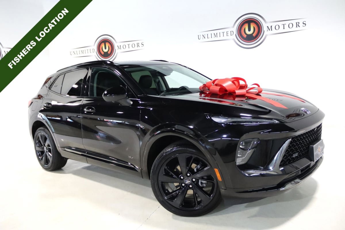 Used 2025 Buick Envision Sport Touring AWD/4WD image 1