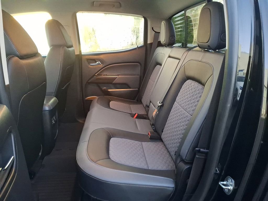 Used 2021 Chevrolet Colorado Z71 w/ Z71 Midnight Edition image 8