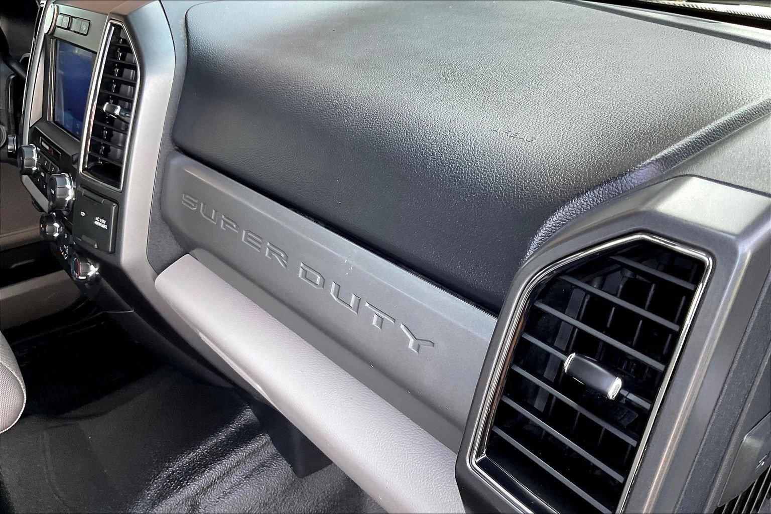 Used 2021 Ford F350 XLT w/ XLT Value Package image 19