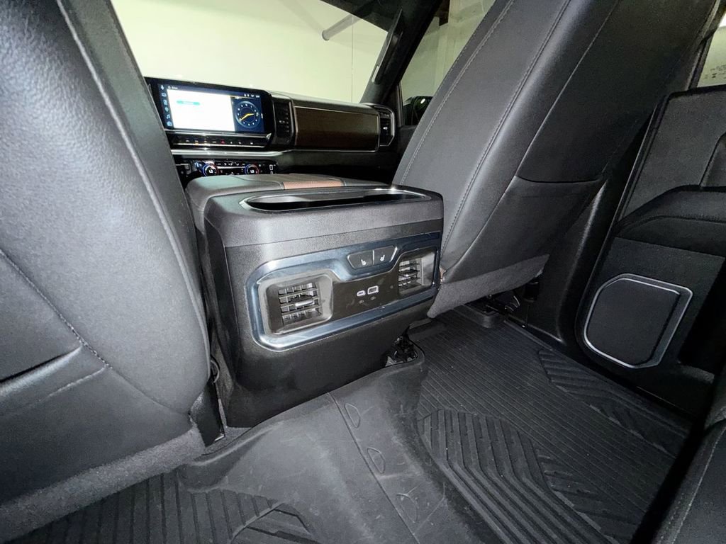 Certified 2024 Chevrolet Silverado 1500 High Country w/ Technology Package image 22