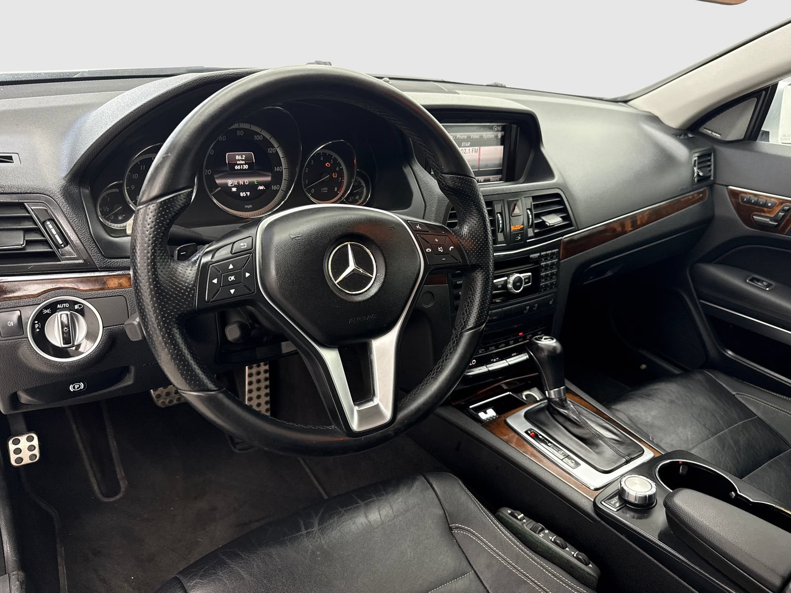 Used 2013 Mercedes-Benz E 350 Cabriolet w/ Premium 1 Pkg image 33