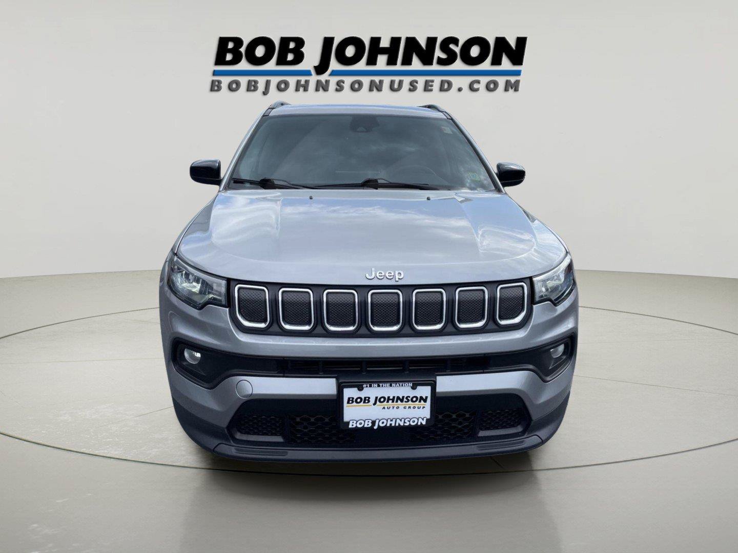 Used 2022 Jeep Compass Latitude w/ Convenience Group AWD/4WD image 2