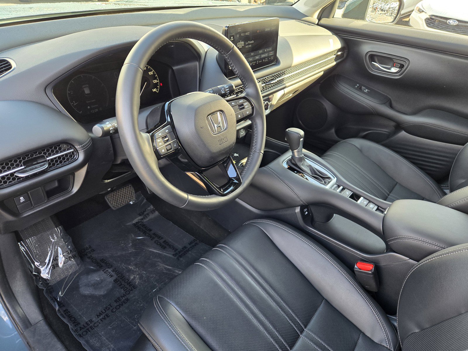 Used 2024 Honda HR-V EX-L image 10