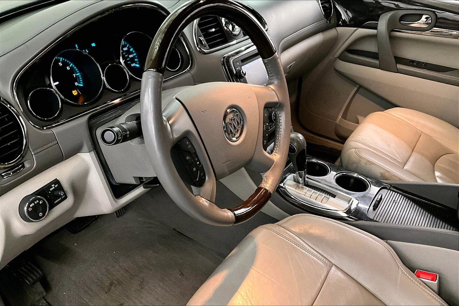 Used 2015 Buick Enclave Leather image 13