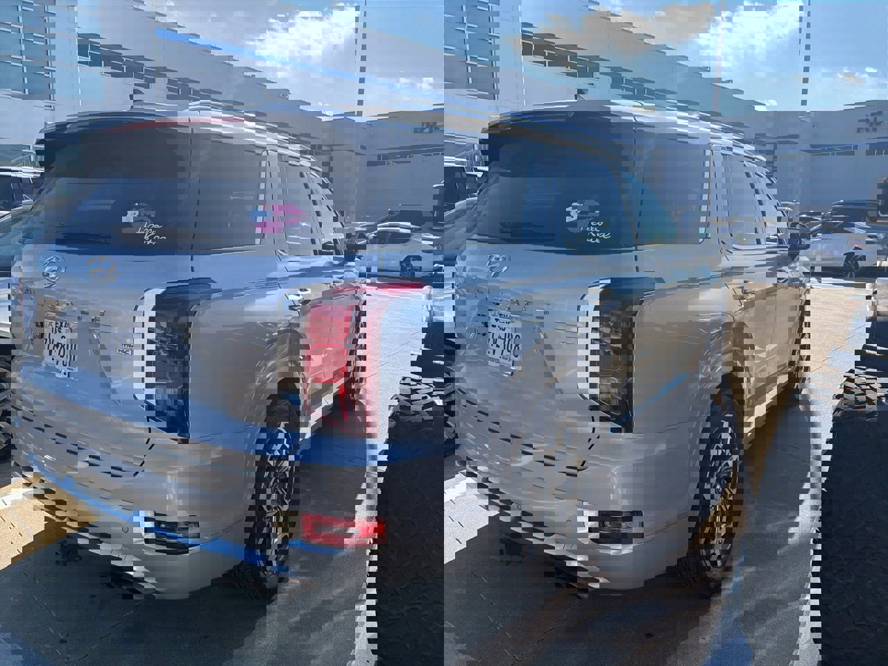 Used 2021 Hyundai Palisade Calligraphy image 3