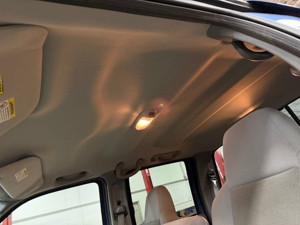 Used 2004 Ford F350 XLT AWD/4WD image 35