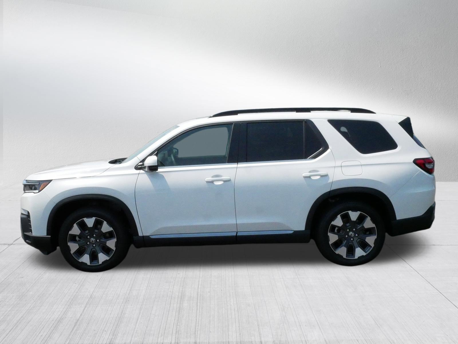 Certified 2026 Honda Pilot Elite image 4