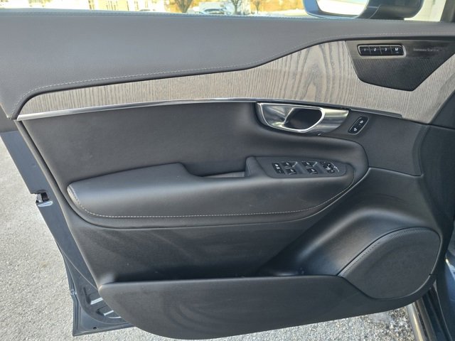 Used 2022 Volvo XC90 T8 Inscription image 14