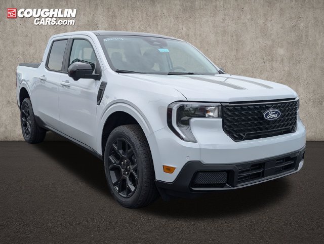 New 2026 Ford Maverick Lariat w/ Black Appearance Package