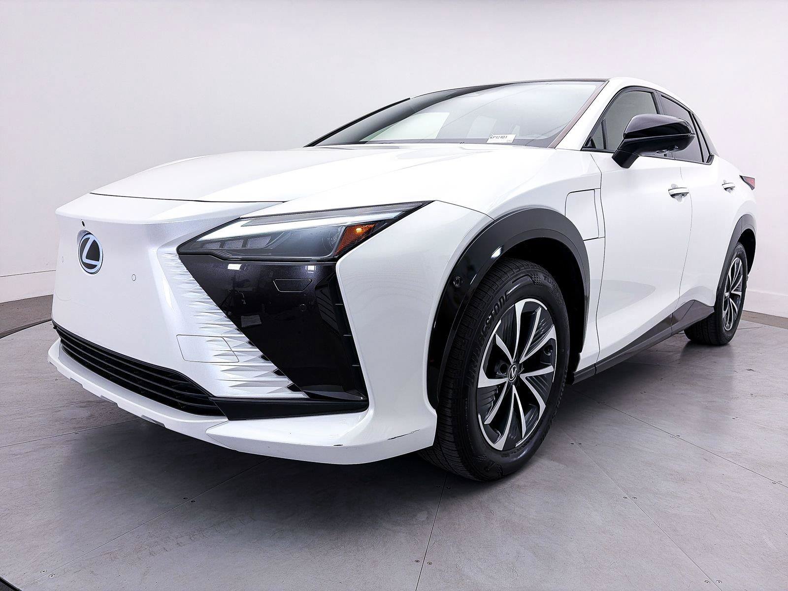 Used 2023 Lexus RZ 450e Premium w/ Technology Package AWD/4WD image 14