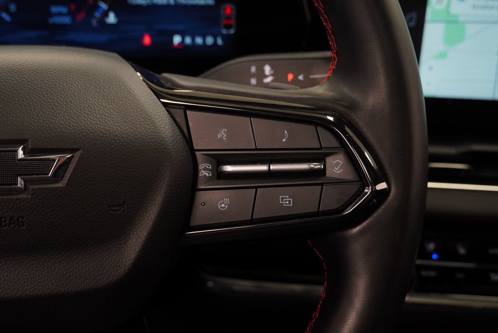 Certified 2025 Chevrolet Equinox RS w/ Safety and Technology Package FWD image 24