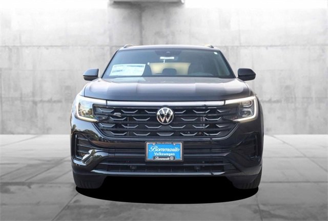 New 2026 Volkswagen Atlas Cross Sport SEL R-Line image 4