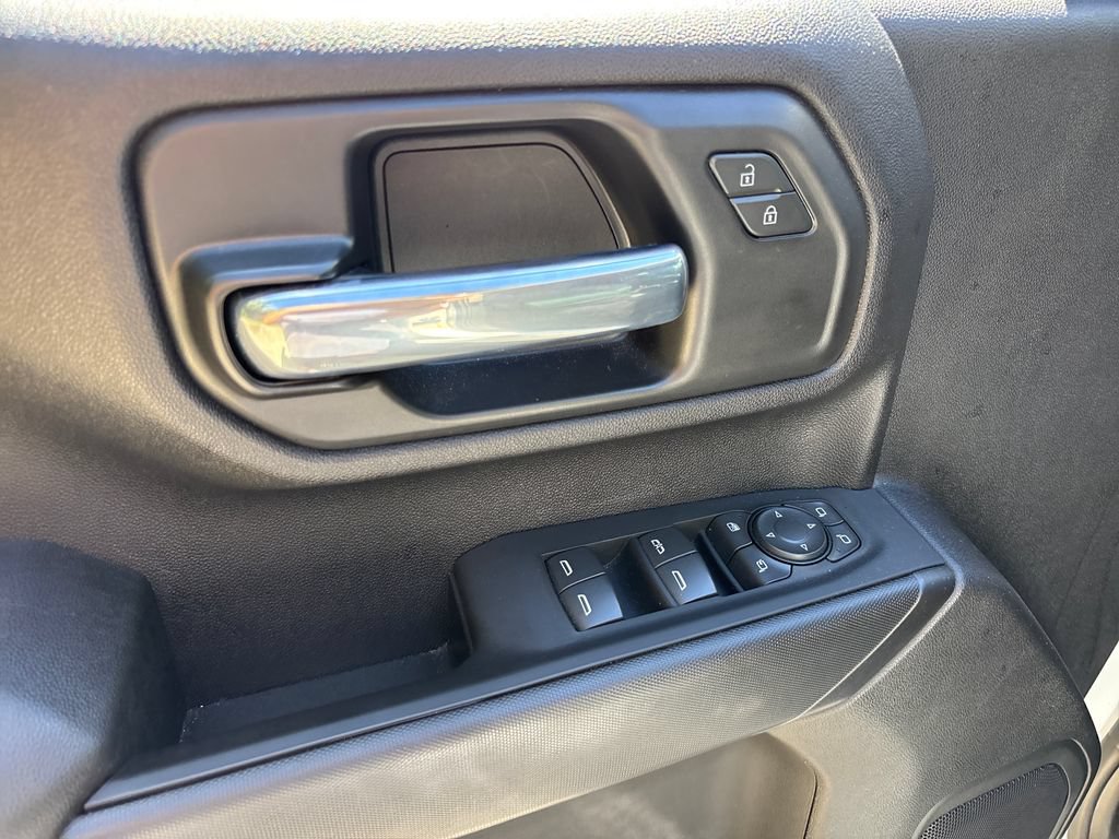 Used 2025 Chevrolet Silverado 2500 W/T AWD/4WD image 16