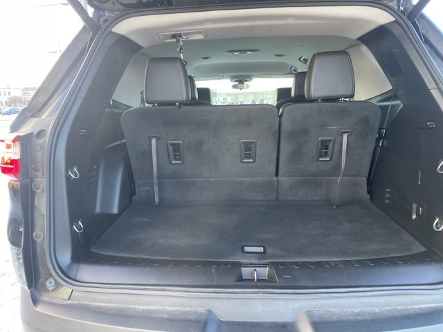 Used 2020 Chevrolet Traverse LT image 13