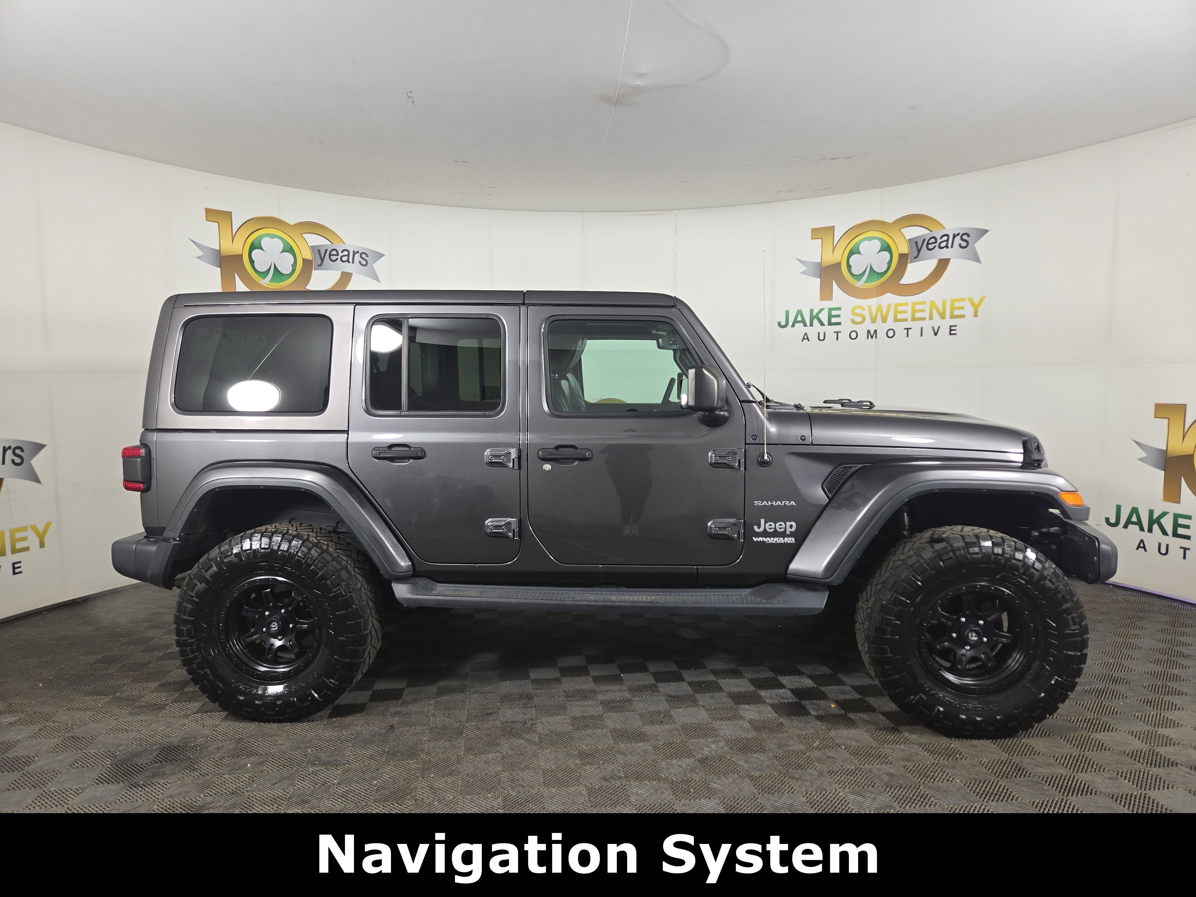 Used 2018 Jeep Wrangler Unlimited Sahara image 11