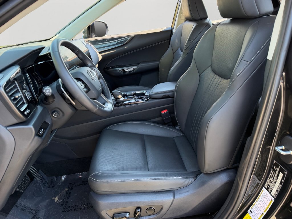 Certified 2025 Lexus NX 350 AWD w/ Premium Package image 15