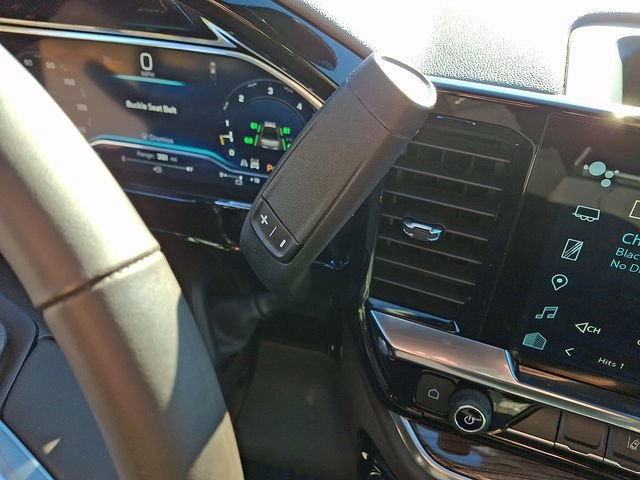 Certified 2025 Chevrolet Silverado 2500 LT w/ Safety Package image 15