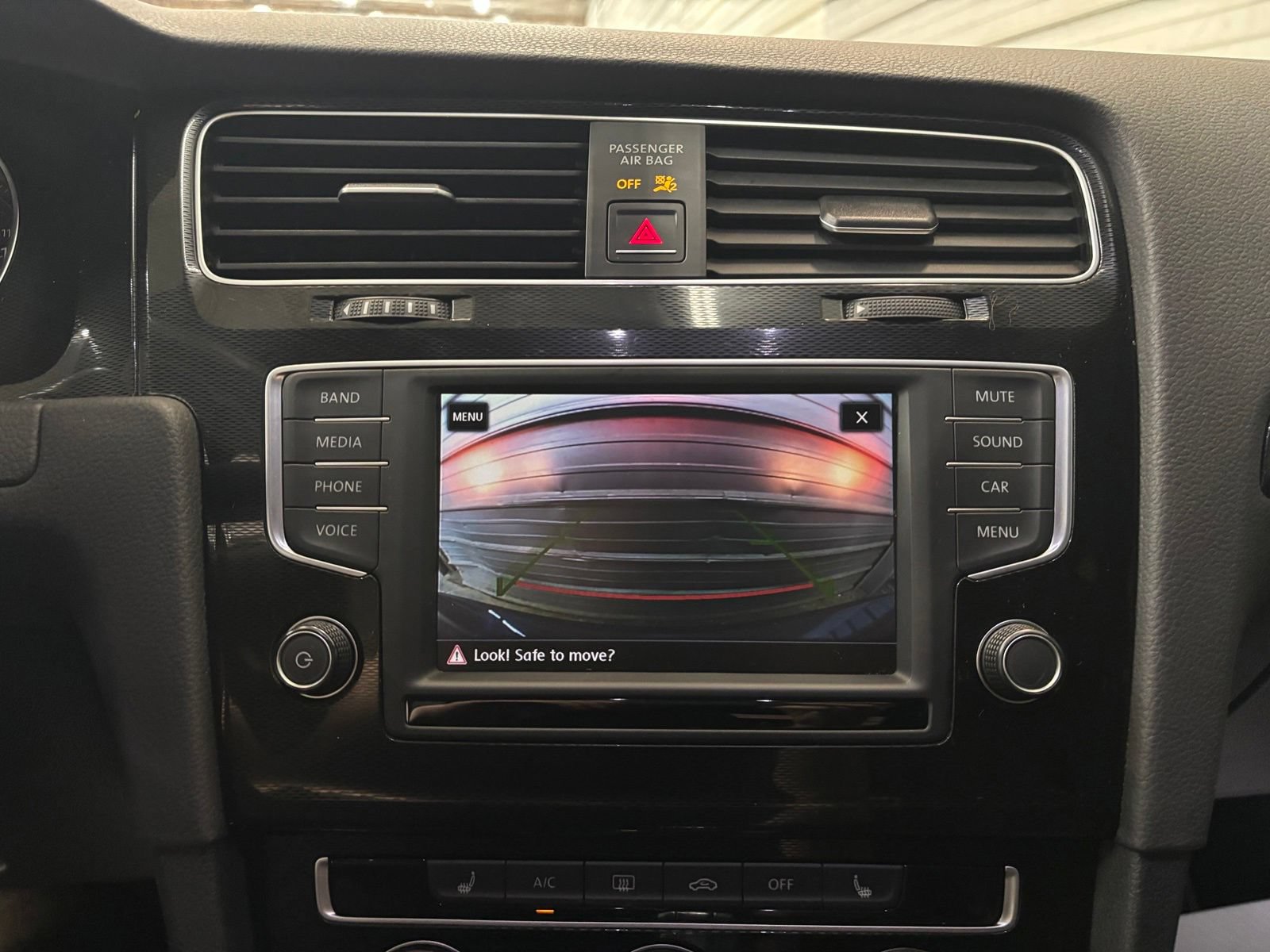 Used 2017 Volkswagen GTI Sport FWD image 18