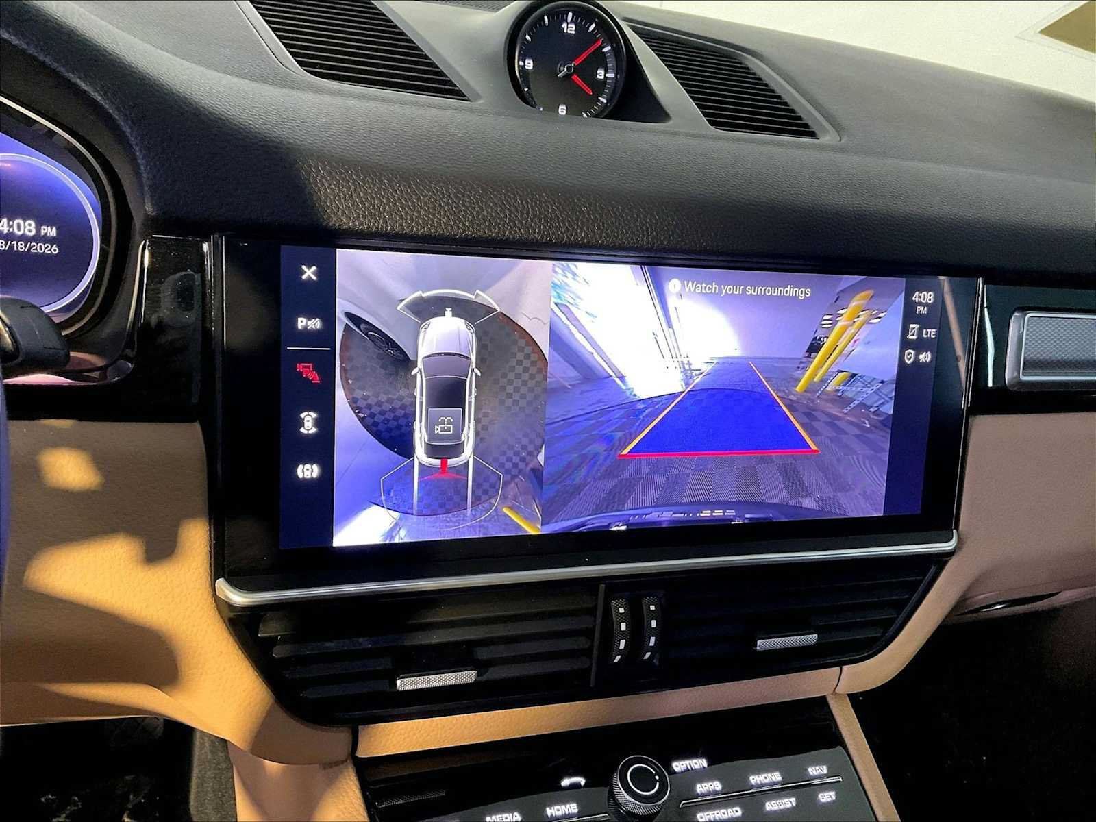 Certified 2023 Porsche Cayenne Coupe AWD/4WD image 31
