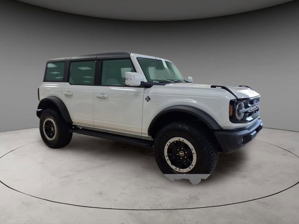 Used 2024 Ford Bronco Outer Banks w/ Sasquatch Package image 5